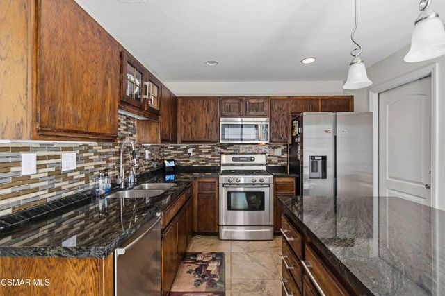 692 Via Colinas, Westlake Village, CA 91362