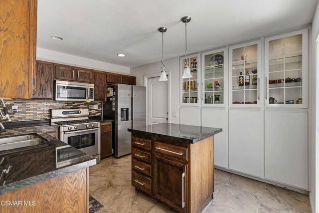 692 Via Colinas, Westlake Village, CA 91362