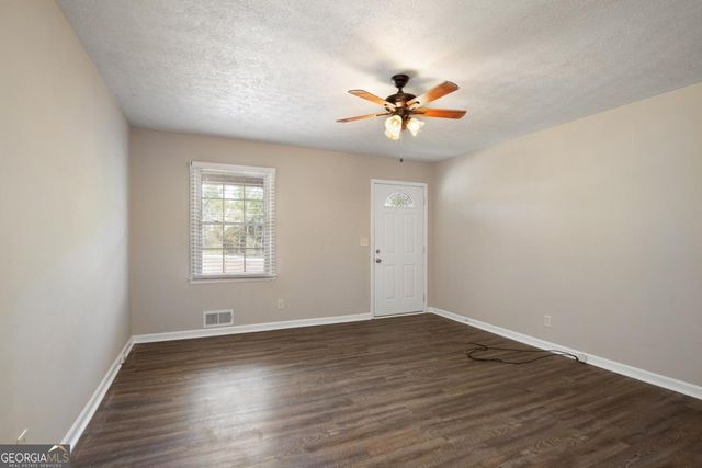 116 Ann Avenue, Cumming, GA 30040