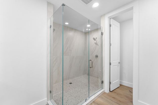 180 Lake Drive 2304, Palm Beach Shores, FL 33404