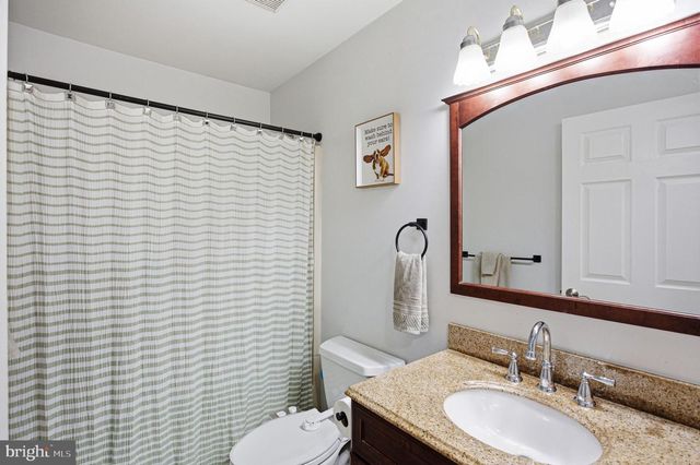 3002-A GREENWOOD CT, Mount Laurel, NJ 08054