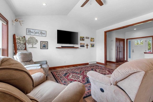 3027 SCARLET OAK ROAD, De Pere, WI 54115