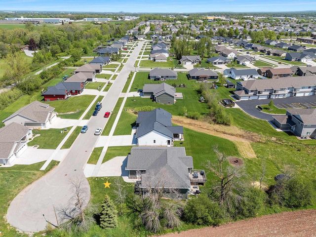 3027 SCARLET OAK ROAD, De Pere, WI 54115