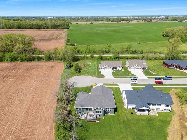 3027 SCARLET OAK ROAD, De Pere, WI 54115