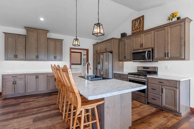 3027 SCARLET OAK ROAD, De Pere, WI 54115