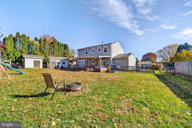 116 CRYSTAL DR, Wrightsville, PA 17368