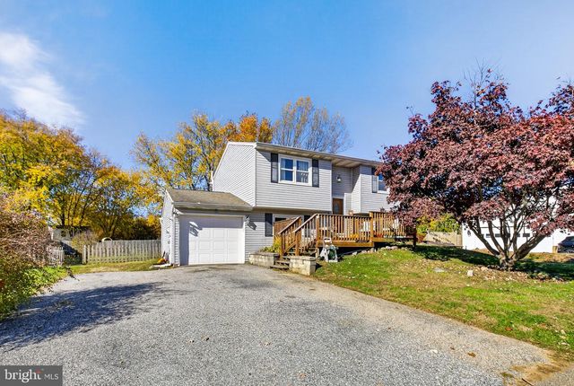 116 CRYSTAL DR, Wrightsville, PA 17368