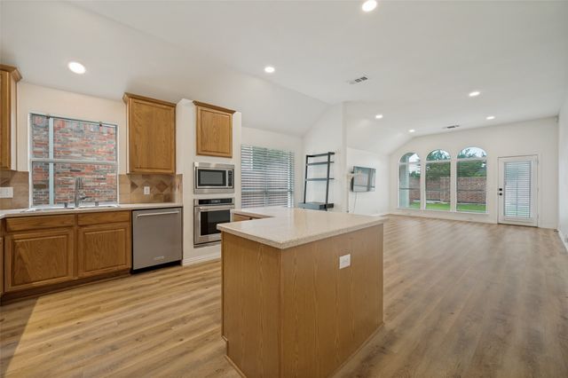 11248 Blackhawk Drive, Frisco, TX 75033