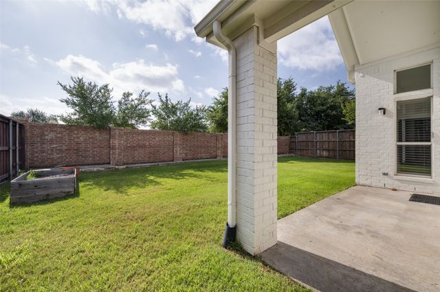 11248 Blackhawk Drive, Frisco, TX 75033