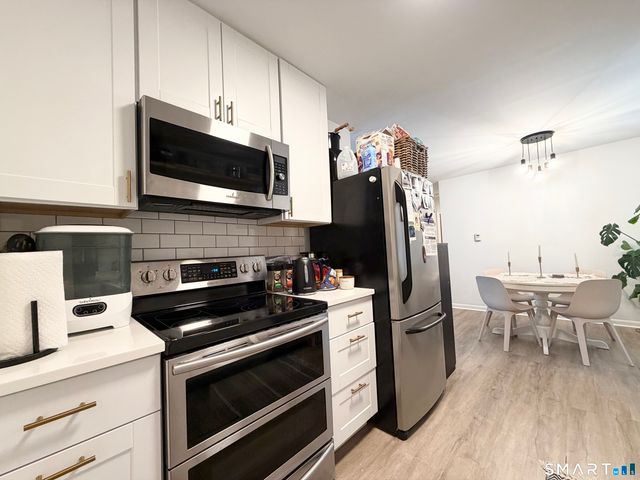 83 Chestnut Street D, Bethel, CT 06801