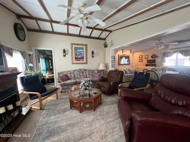 50 Point Avenue, Belhaven, NC 27810