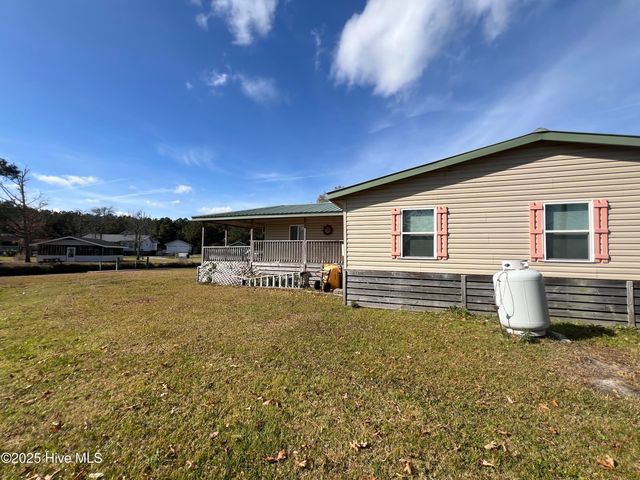 50 Point Avenue, Belhaven, NC 27810