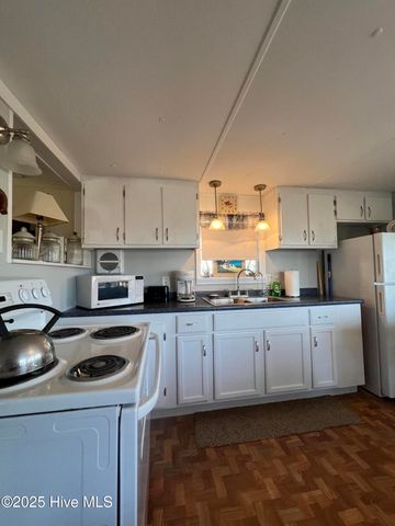 50 Point Avenue, Belhaven, NC 27810