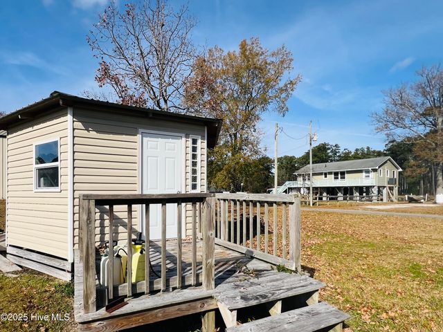 50 Point Avenue, Belhaven, NC 27810