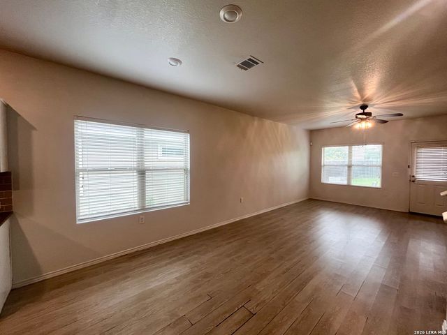 6011 Travis Summit, San Antonio, TX 78218