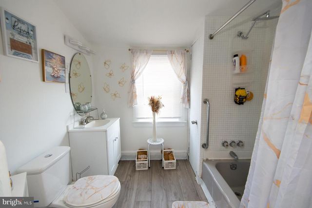 521 ACADEMY ST, Hurlock, MD 21643