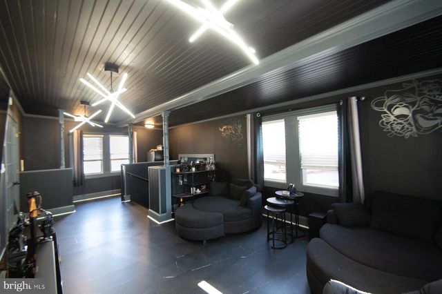 521 ACADEMY ST, Hurlock, MD 21643