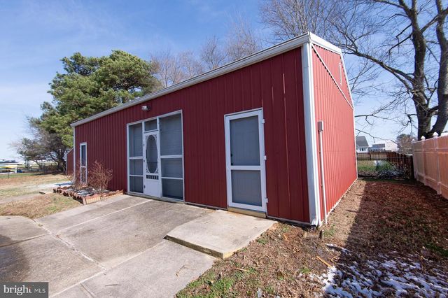 521 ACADEMY ST, Hurlock, MD 21643