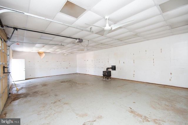 521 ACADEMY ST, Hurlock, MD 21643