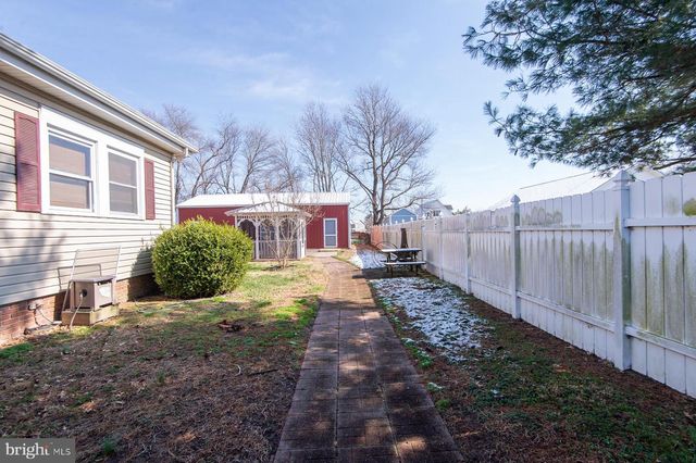 521 ACADEMY ST, Hurlock, MD 21643