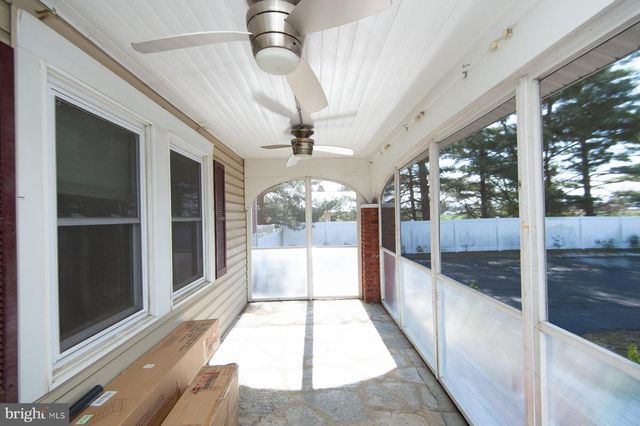 521 ACADEMY ST, Hurlock, MD 21643