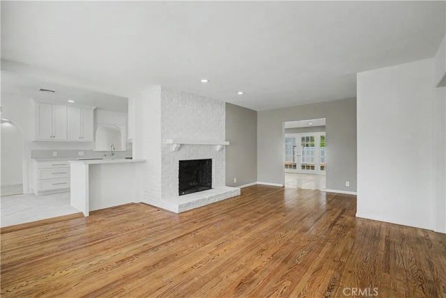 5733 Oakdale Avenue, Woodland Hills, CA 91367