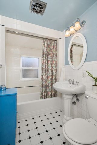 2611 S Arthur St, Spokane, WA 99203