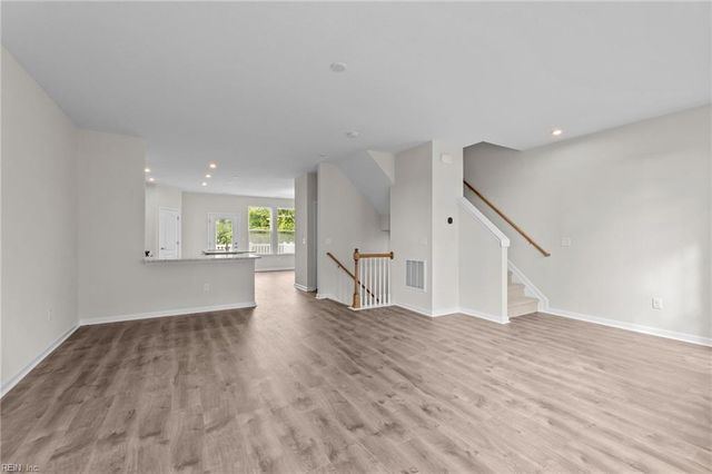 126 Freeman DR, Hampton, VA 23666