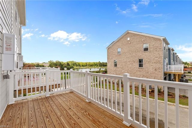126 Freeman DR, Hampton, VA 23666