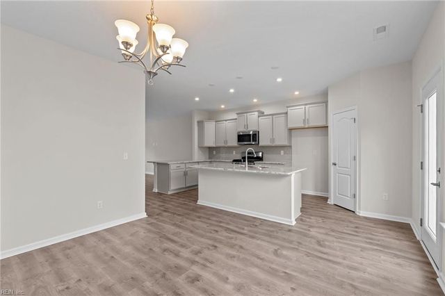 126 Freeman DR, Hampton, VA 23666
