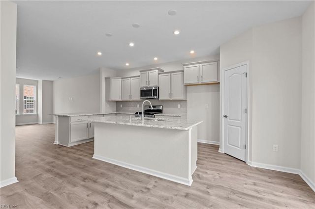 126 Freeman DR, Hampton, VA 23666