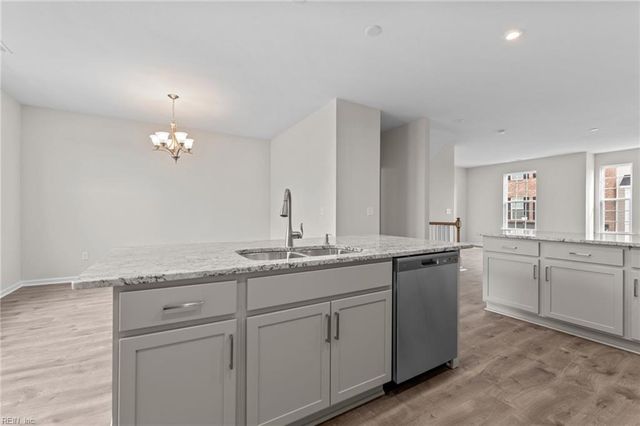 126 Freeman DR, Hampton, VA 23666