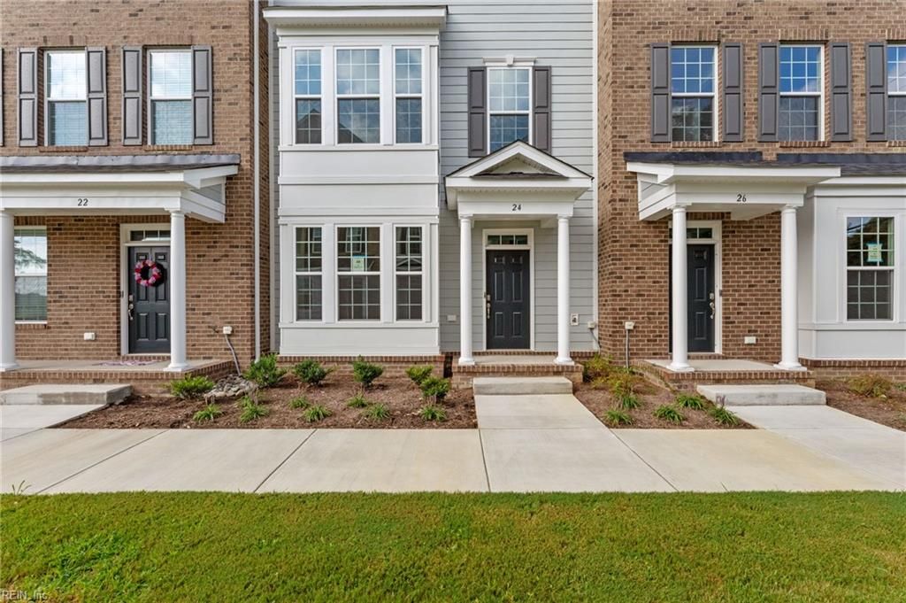 126 Freeman DR, Hampton, VA 23666