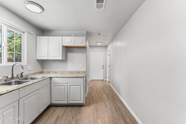 21500 Circle Drive, Tehachapi, CA 93561
