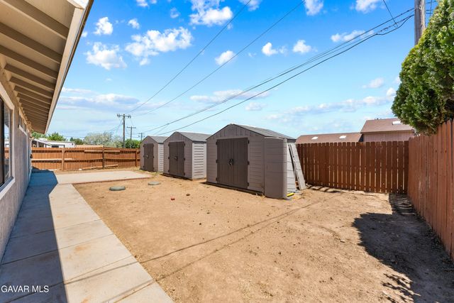 21500 Circle Drive, Tehachapi, CA 93561