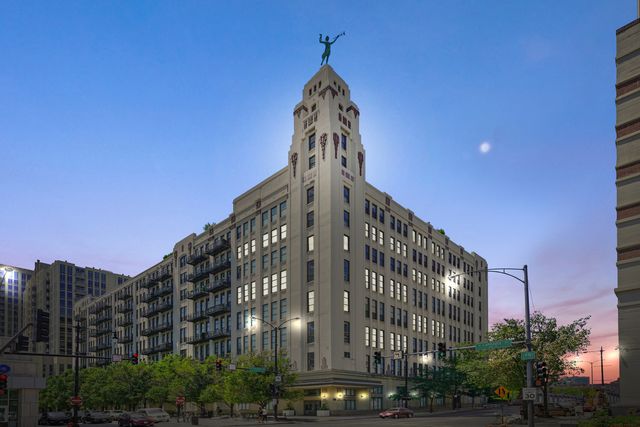 758 N Larrabee Street 514, Chicago, IL 60654