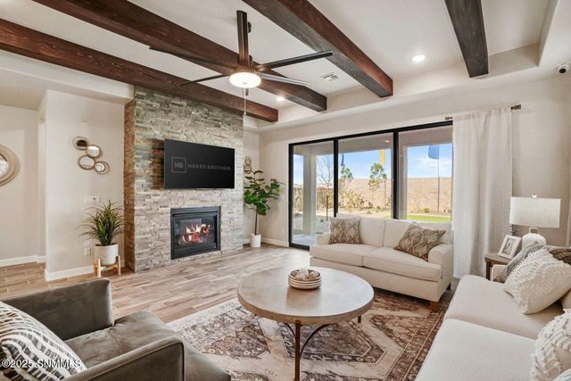 1067 San Cristobal Drive, Las Cruces, NM 88012