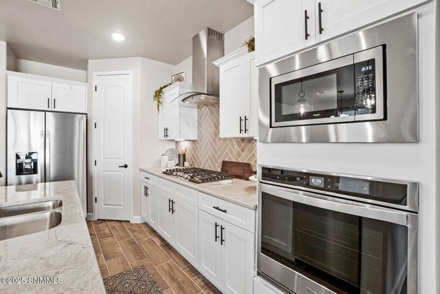 1067 San Cristobal Drive, Las Cruces, NM 88012