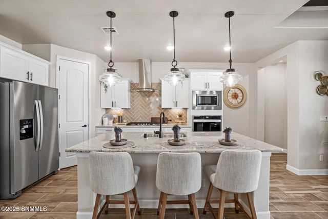 1067 San Cristobal Drive, Las Cruces, NM 88012