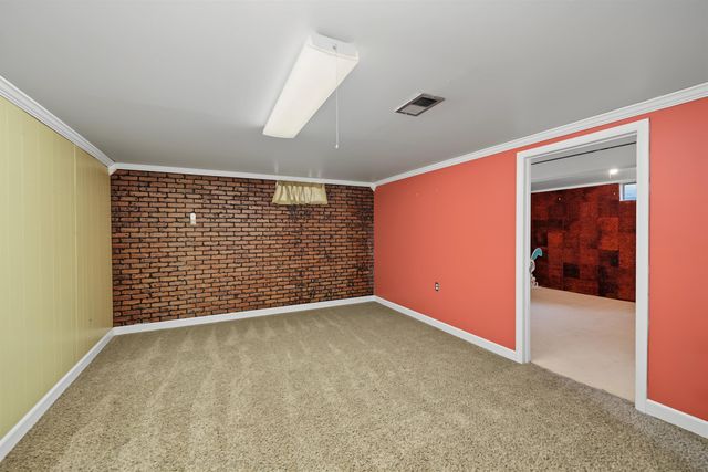 2508 Simmons, Salina, KS 67401