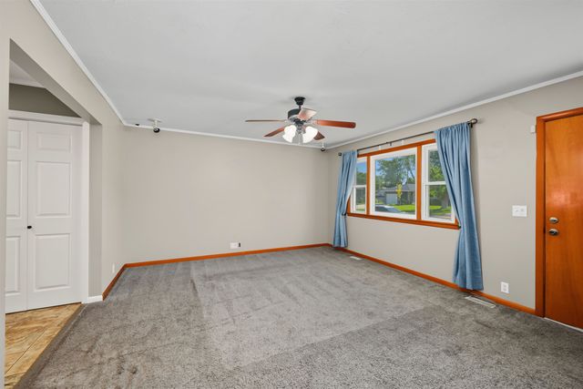 2508 Simmons, Salina, KS 67401
