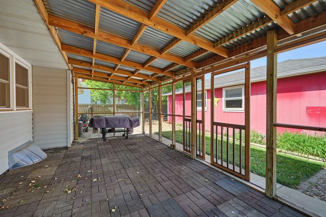 2508 Simmons, Salina, KS 67401