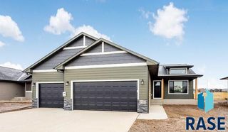 6920 W 5th St, Sioux Falls, SD 57107