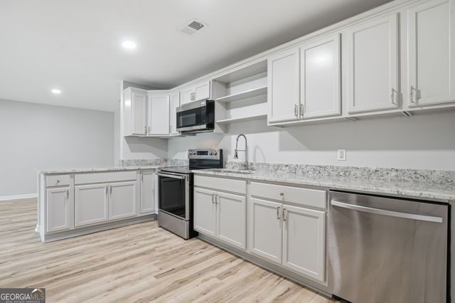 4062 Donna Lane, Loganville, GA 30052