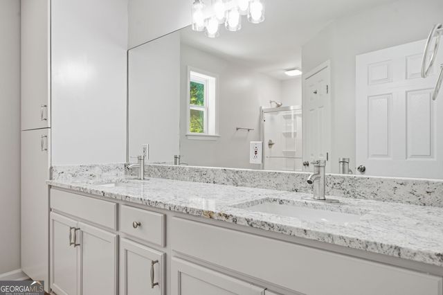 4062 Donna Lane, Loganville, GA 30052
