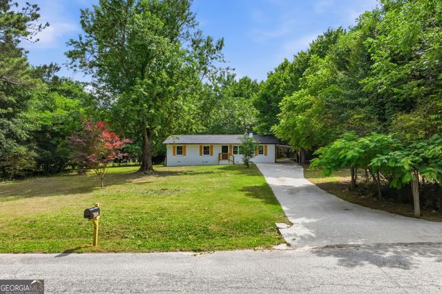 4062 Donna Lane, Loganville, GA 30052