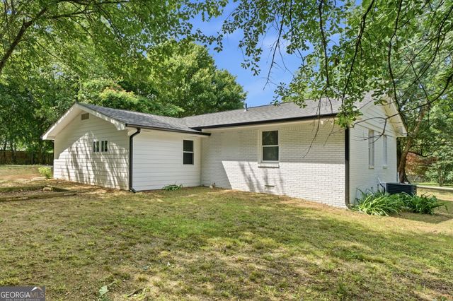 4062 Donna Lane, Loganville, GA 30052