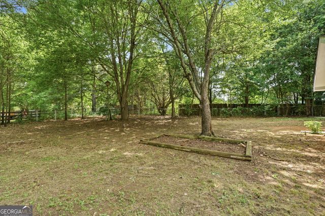 4062 Donna Lane, Loganville, GA 30052
