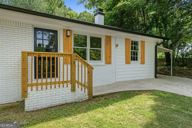 4062 Donna Lane, Loganville, GA 30052
