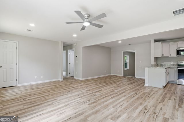 4062 Donna Lane, Loganville, GA 30052